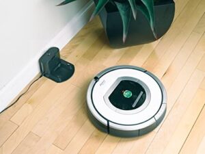 Here is the optimized meta description:

"Effortlessly clean your home with the iRobot Roomba 776p robot vacuum, featuring a powerful 33W motor and stainless steel design. Perfect for pet owners and those with busy lives."