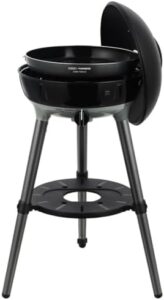 Discover the ultimate camping companion: Cadac Dometic 8905-40-EU Carri Chef 40 BBQ/Chef Pan Combo, featuring a spacious pan and grill combo for effortless outdoor cooking.