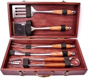 Discover a luxury grill accessory kit with premium stainless steel equipment: 5-in-1 tongs, meat fork, spatula, and basting brush. Perfect for BBQ enthusiasts, comes with case, ideal gift or personal use.